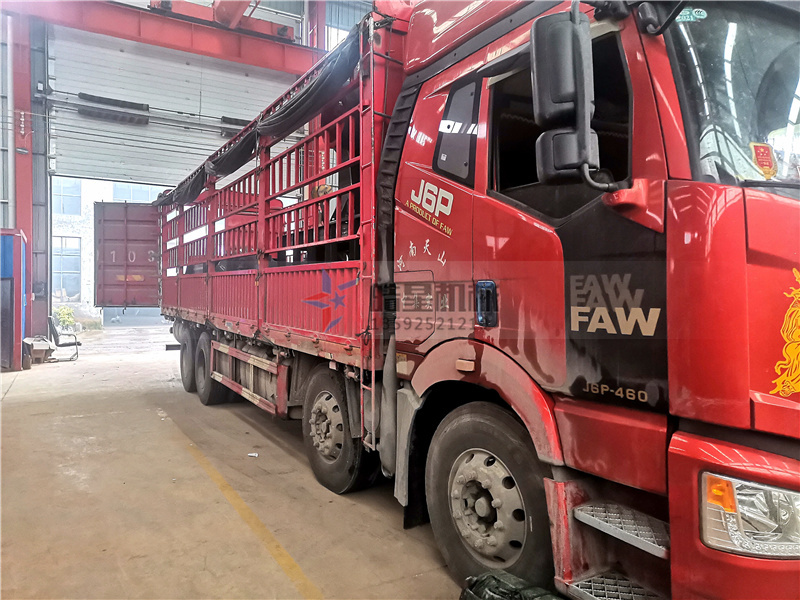 <a href='http://8xqdr.cn' target='_blank'><span>鋁合金破碎機</span></a>